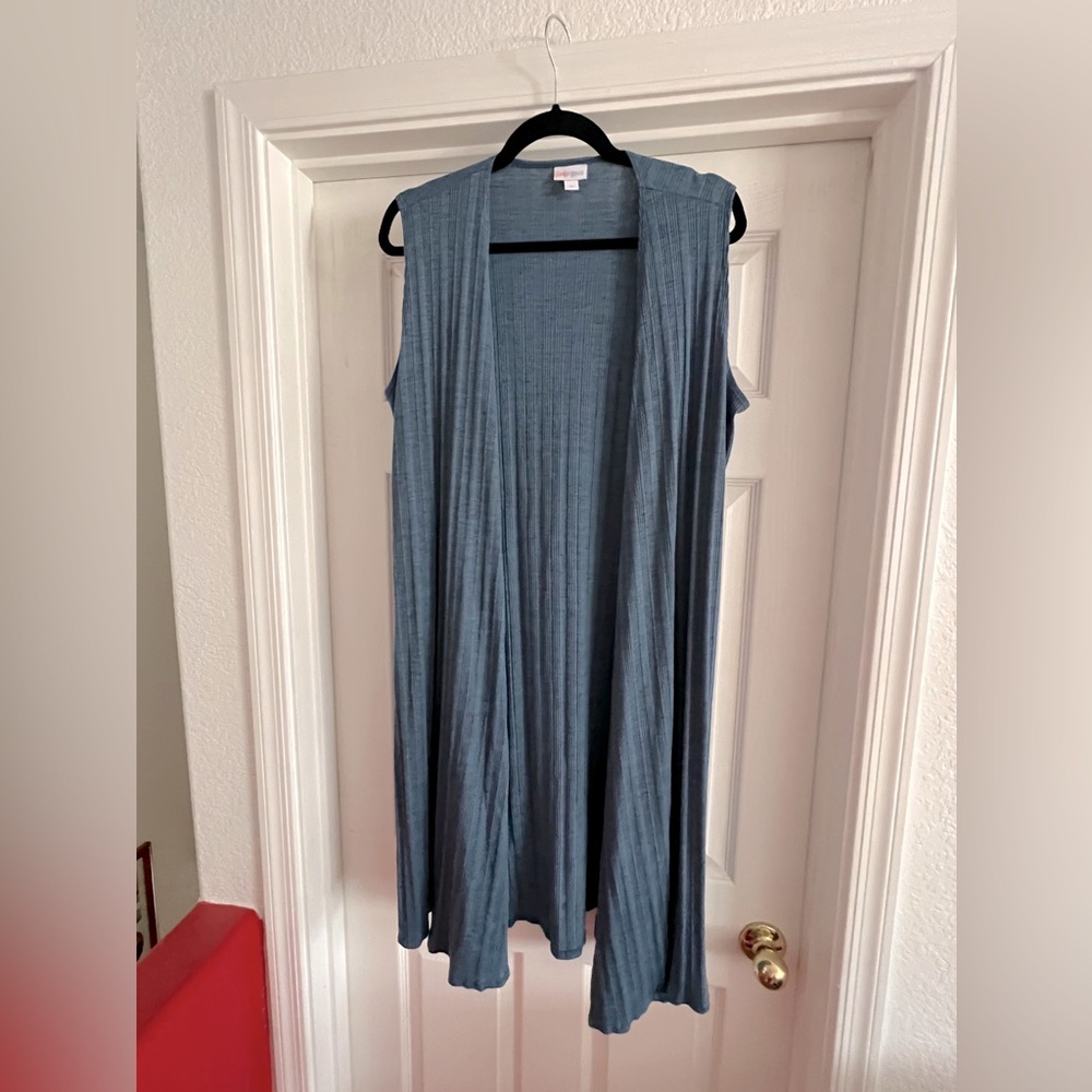 Euc size medium Joy from Lularoe